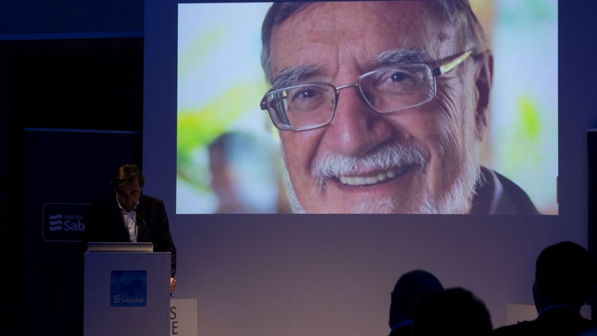 El president d'Aigües Sabadell, Enric Blasco, durant la sessió d'homenatge a Jordi Prat. Autora: Dihor.