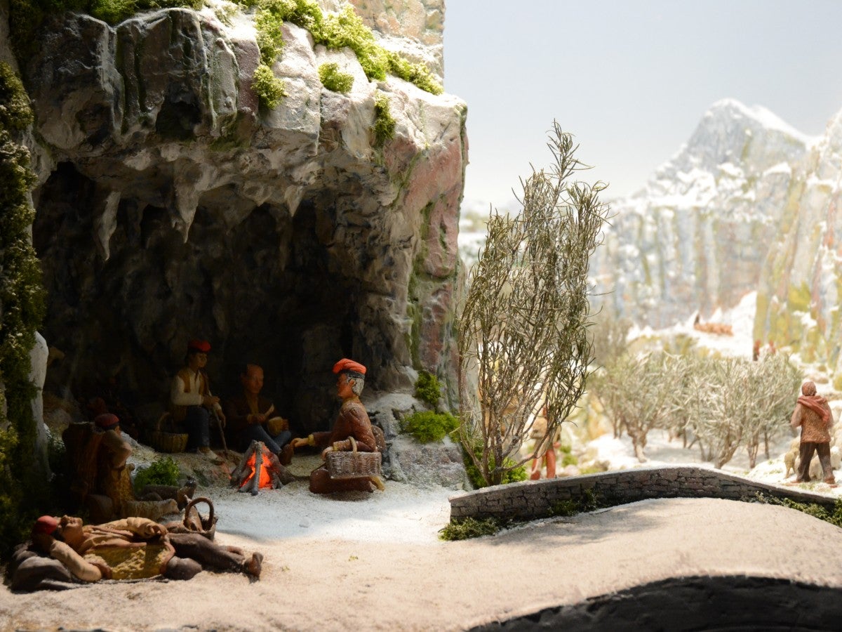 'Anunciata als pastors'. Pessebre de Joan González Salvans amb figures de Carme Carbço i Marçal Casanovas. Foto: Jordi M.