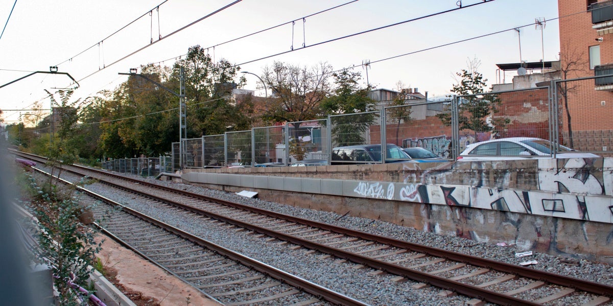 Vies del tren entre la Concòrdia, Can Llong i Ca n'Oriac. Autor: X.Cano. 