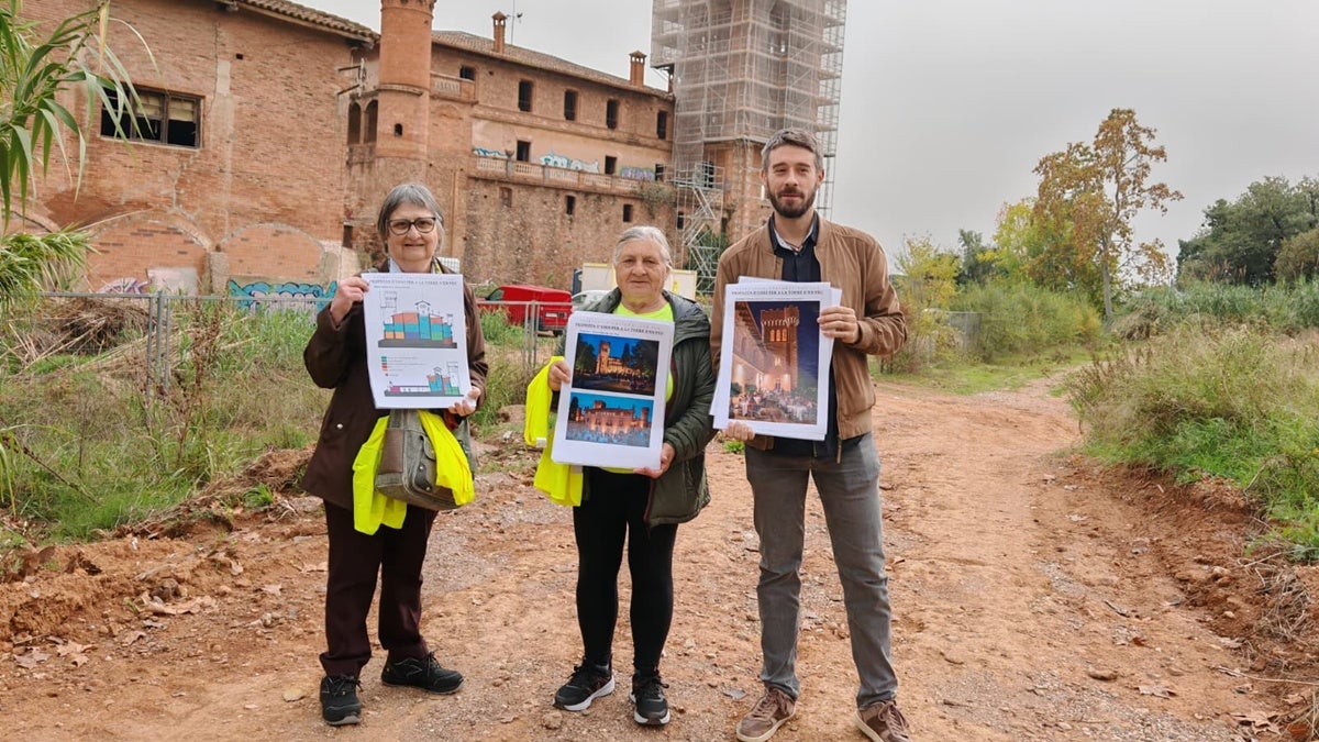 Busqué, Bastarda i González, presentant el projecte. Autor: Albert P.