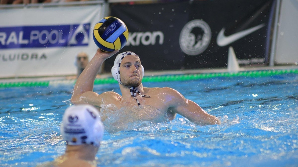 Averka, apareixent en els moments importants. Cedida