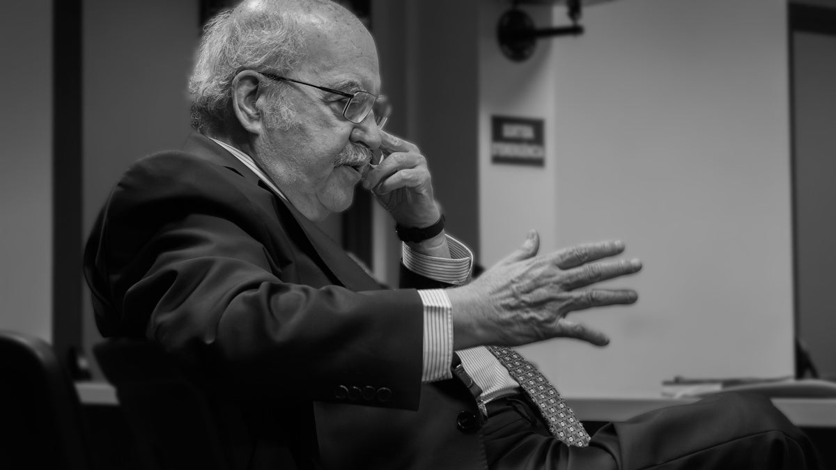 Andreu Mas-Colell, durant l'entrevista. Autor: Xavi Cano.