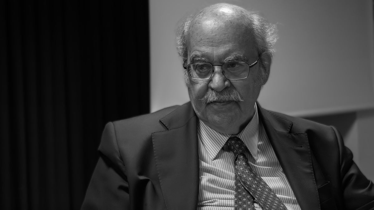 Andreu Mas-Colell, durant l'entrevista. Autor: Xavi Cano. 