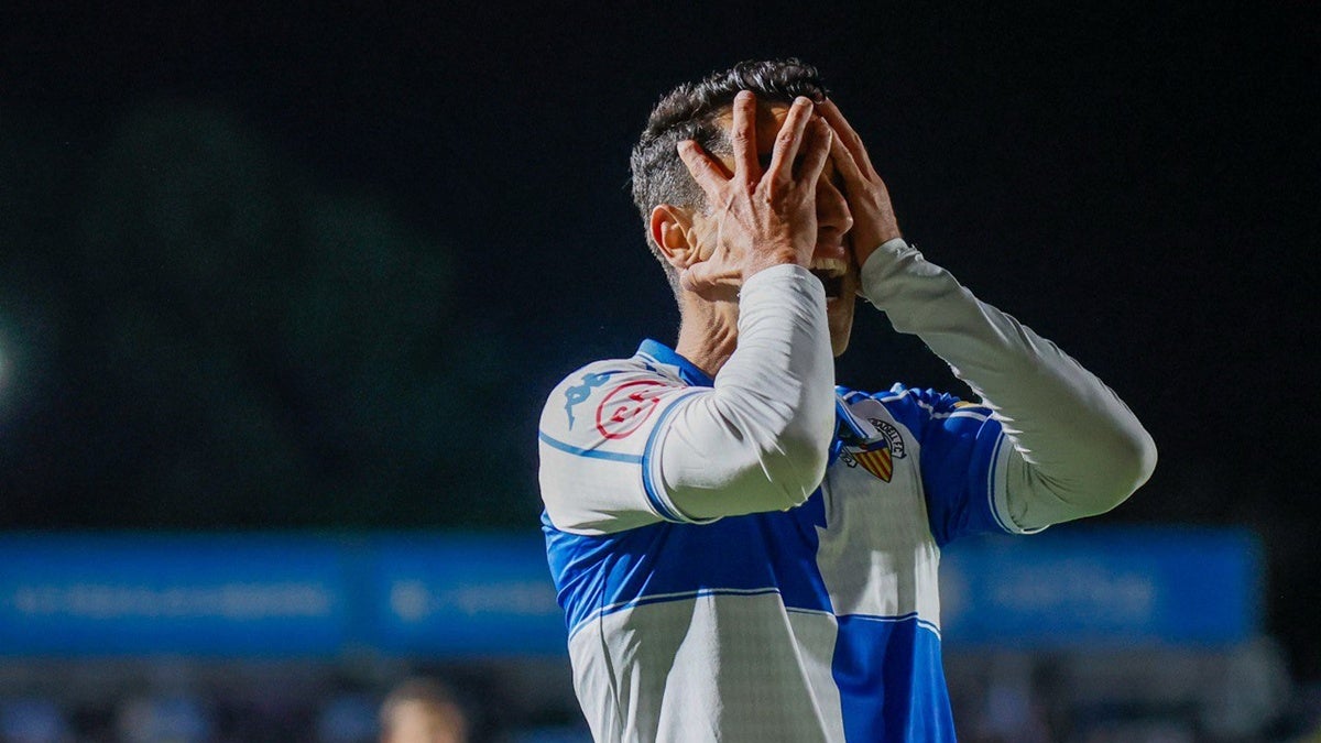 Rubén Martínez, lamentant-se. Autora: Dihör