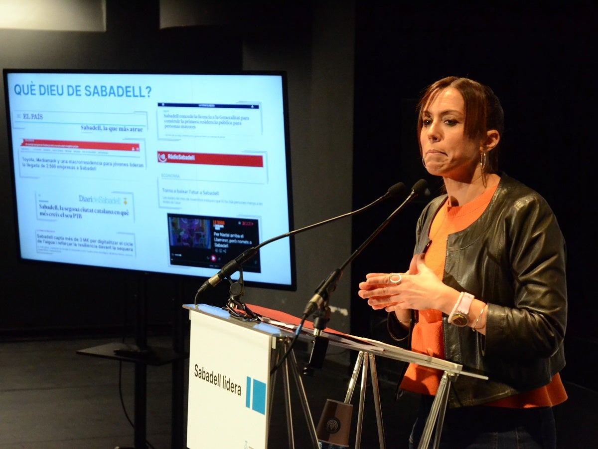 L'alcaldessa de Sabadell, Marta Farrés, fent balanç de l'any 2025. Autor: J.d.A. 