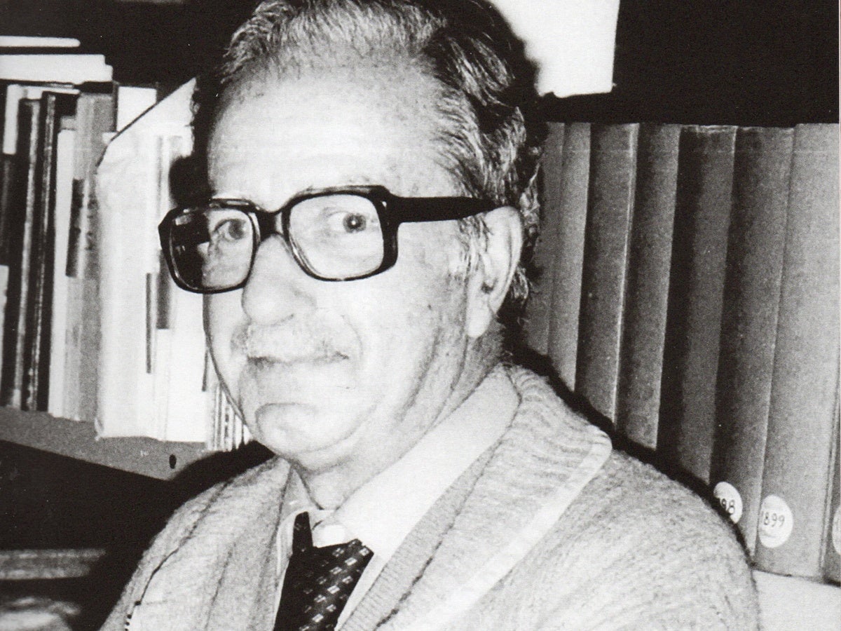 Andreu Castells, a l'Arxiu Històric de Sabadell (1983)
