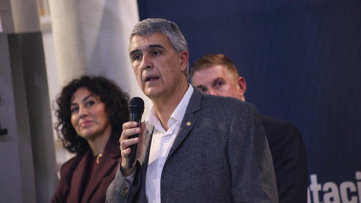 Claudi Martí, parlant durant l'acte. Cedida