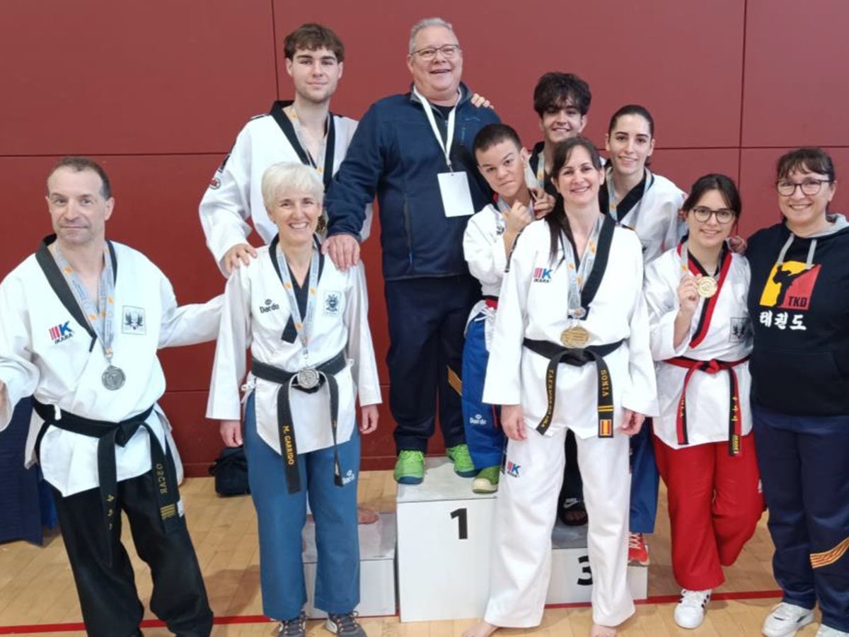 Foto d'equip del Su-Ba-Lee al finalitzar el campionat. Cedida