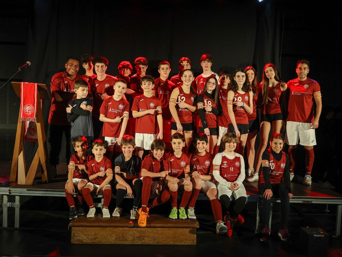 Presentació d'un dels equips. Cedida