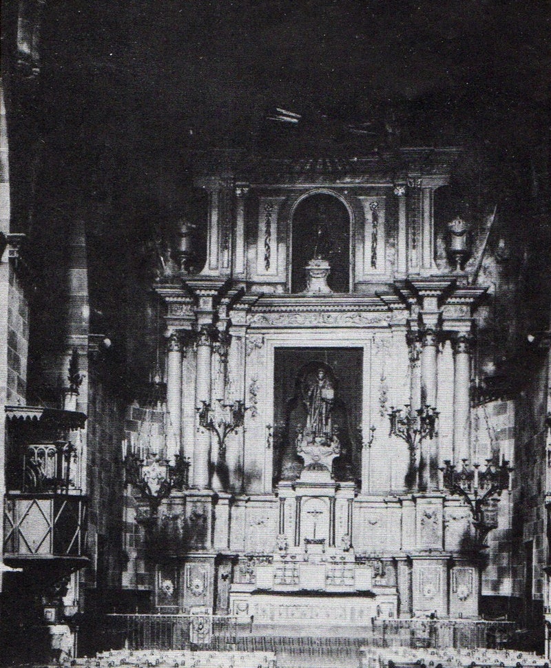 Altar major de Sant Fèlix cremat a la Setmana Tràgica.