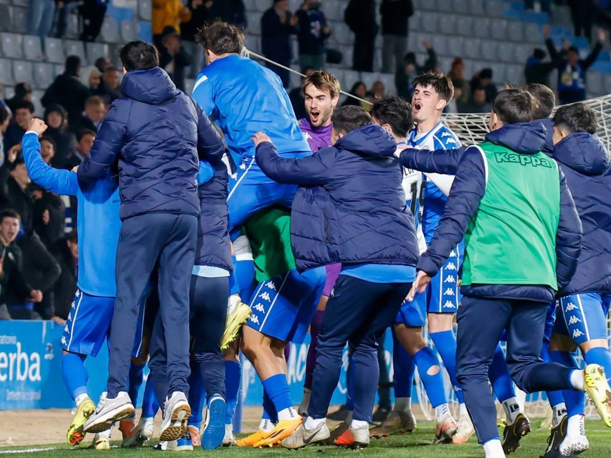 Celebració dels jugadors al segellar el passi. Autora: Dihör