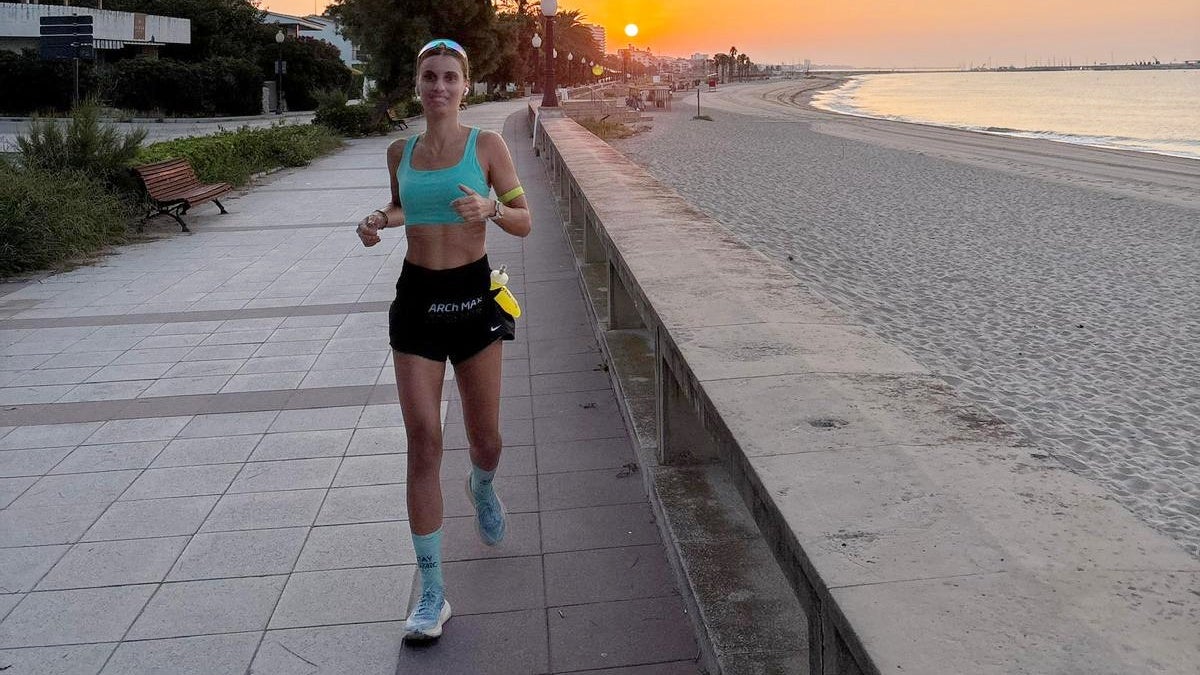 Corrent per la platja. Cedida