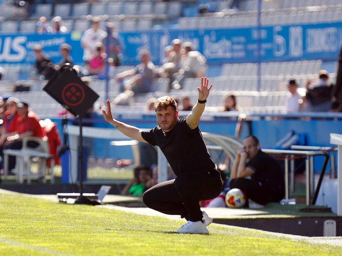 L'entrenador del CE Sabadell, Ferran Costa, el 22 de febrer de 2026. Autora: Dihor.