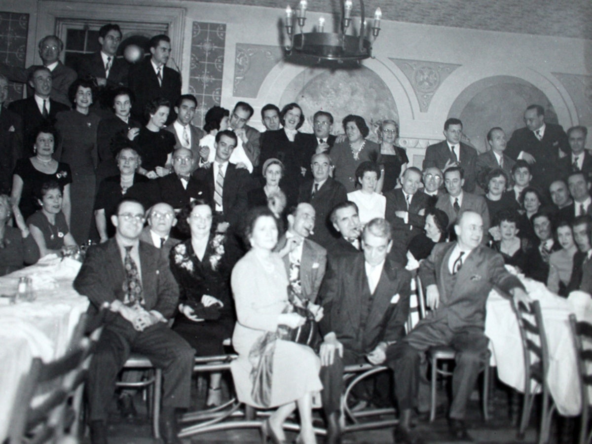 Homenatge a Borgunyó al Centre Català de Nova York, l'any 1948.