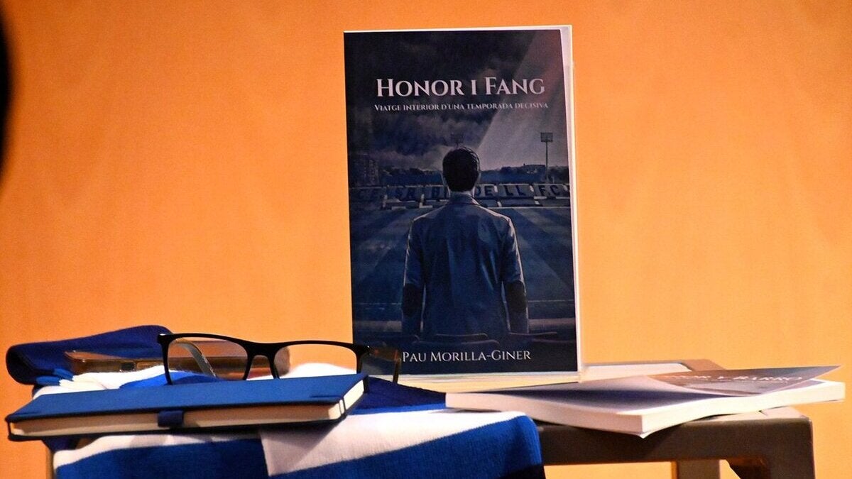 'Honor i fang', ja a la venda. Autor: Críspulo Díaz
