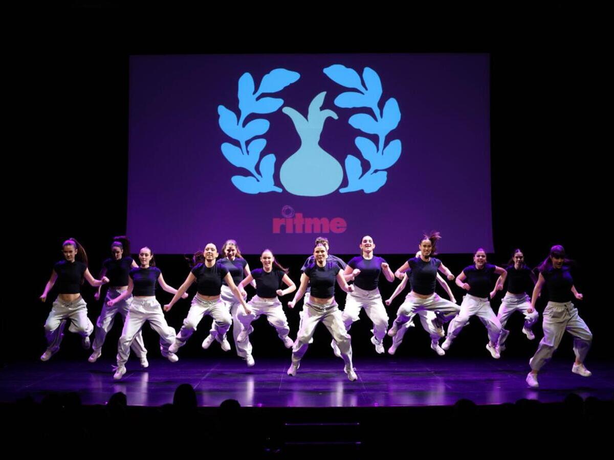 Una de les actuacions de l'Escola de Dansa Ritme, a la Gala del Sabadellenc de l'Any 2025. Autor: D.Jiménez. 