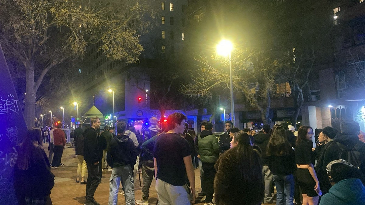 Incendi a la residència d'estudiants de l'antic Llac Center, a l'Eix Macià. Autor: D.C / cedida.