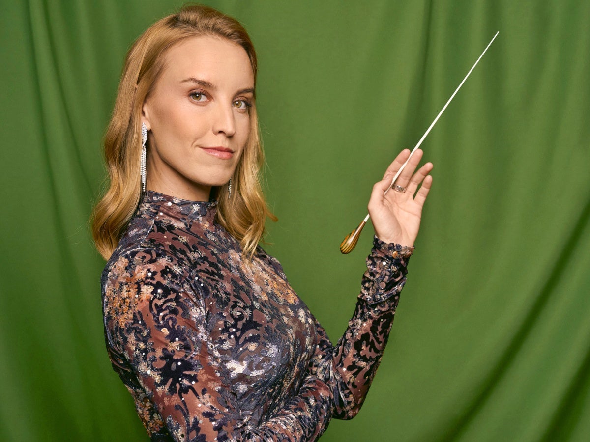 La directora d'orquestra Isabel Rubio. Foto: @ocnesp via X. 