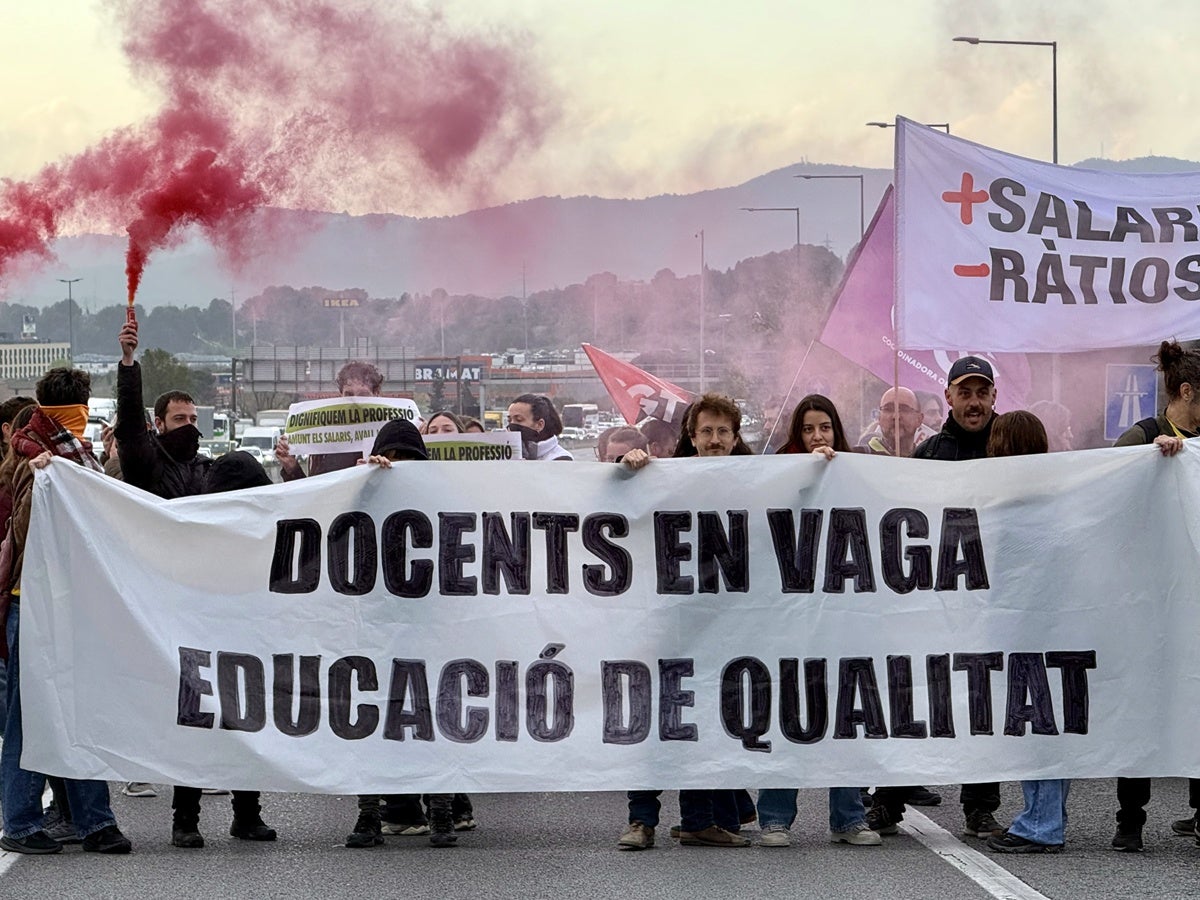 Docents a la vaga educativa, el 19 de març. Autor: ACN. 