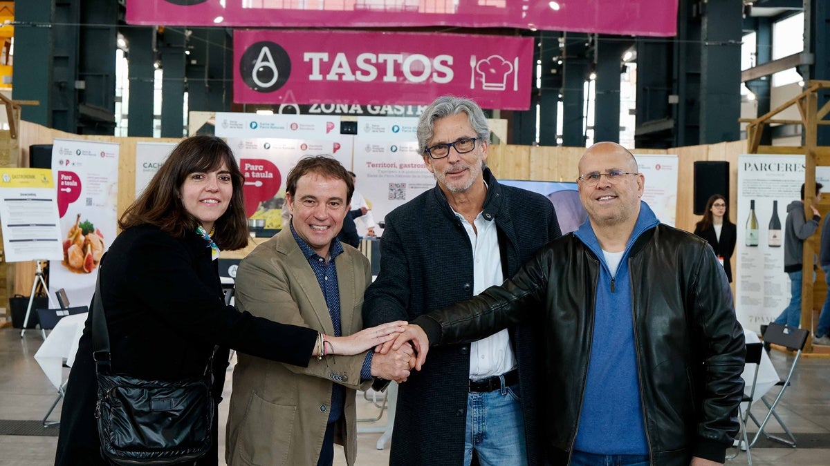 Organitzadors de la fira i el regidor Antonio Rodríguez (Desenvolupament Econòmic), a la dreta. Autora: Dihor.