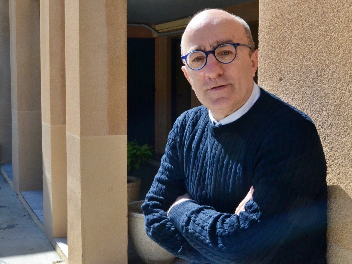 El Síndic Municipal de Greuges, Josep Escartín, al Casal Pere Quart, on té la seu. Autor: J.d.A.