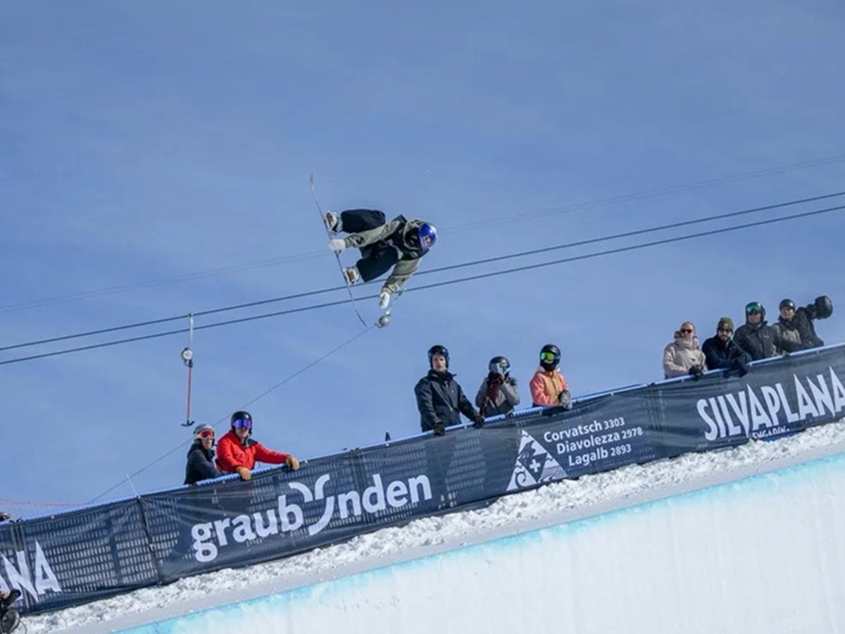 Queralt Castellet, medallista de bronze. RFEDI