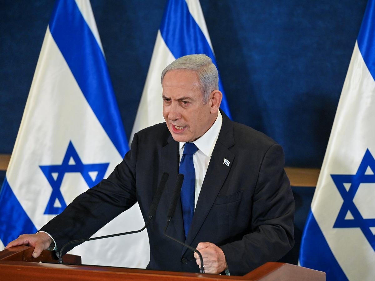 El primer ministre israelià, Benjamin Netanyahu, en una imatge d'arxiu. Via ACN שמיני עצרת סוכות 

Prime Minister delivers a statement from the Kirya in Tel Aviv, regarding to the outbreak of Swords of Iron War, on Saturday, Eighth Sukkot assembly