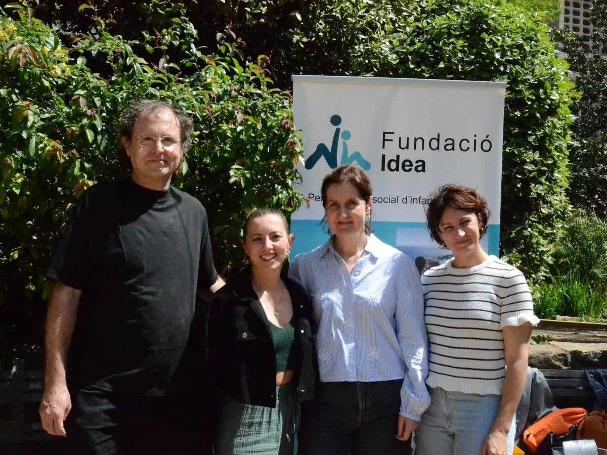 Equip de la Fundació Idea, a la Mostra d'Entitats de Vàlua. Autor: Jordi M.
