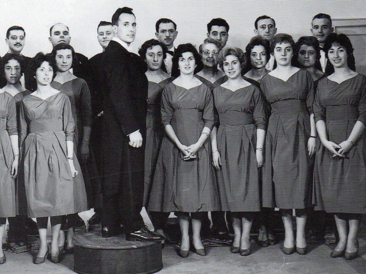 La coral Sant Lluc amb Salvador Uyà, el seu director (1958)