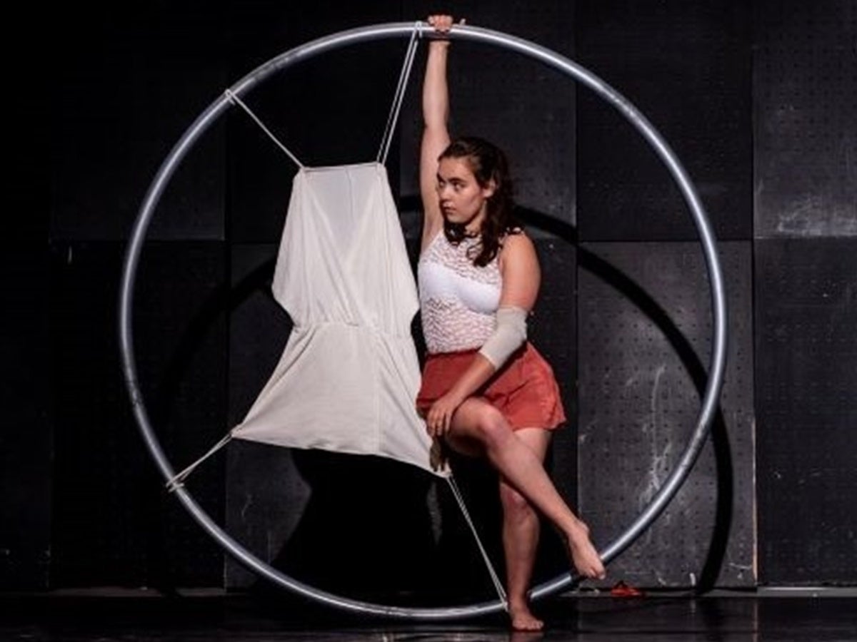 Dérobée, Dia Mundial del Circ. Imatge promocional