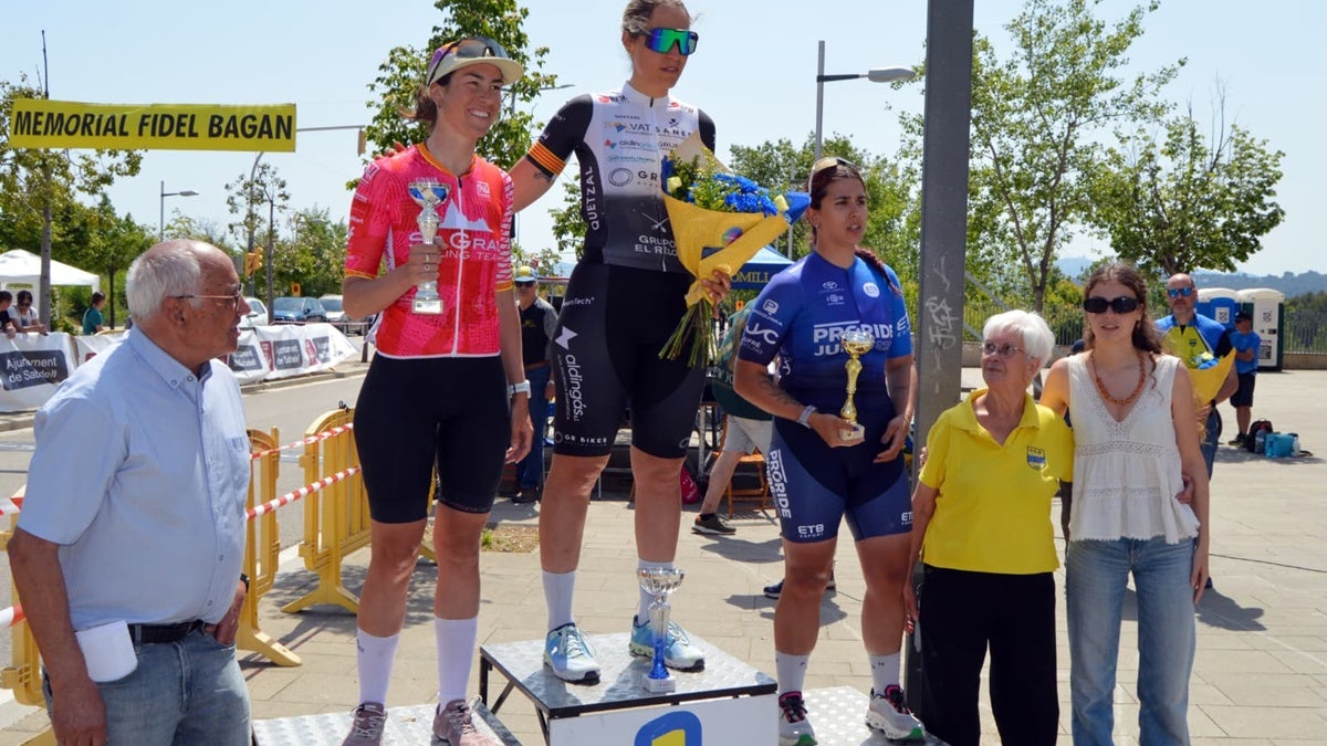 Podi categoria femenina, amb la gran actuació de la Marta Romance. Penya Ciclista Palomillas, cedida