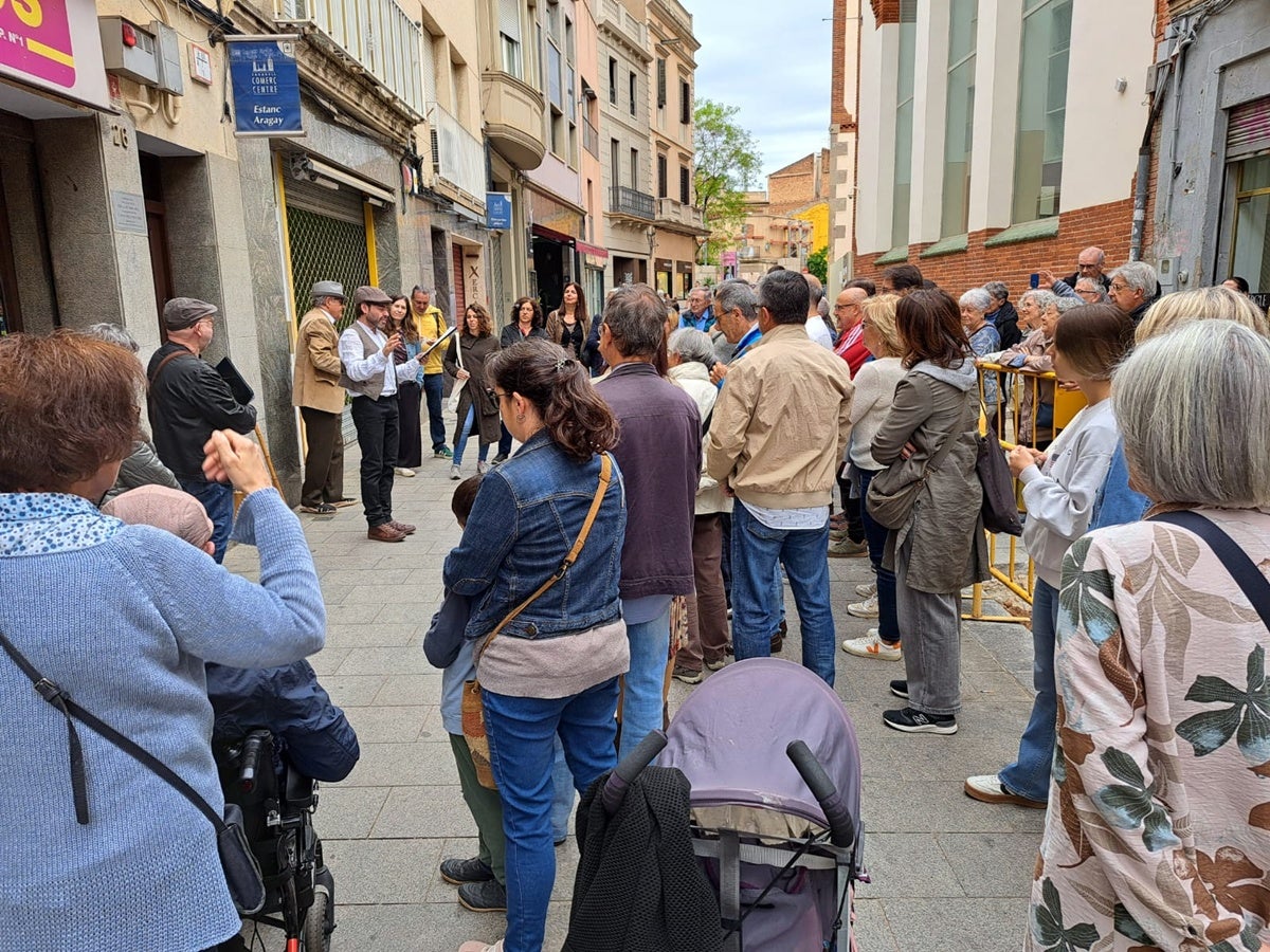 Aturada davant els Casino dels senyors. Autor: cedida. 
