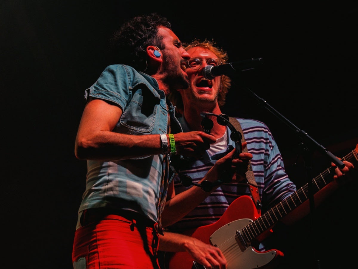 Un moment del concert de La Ludwig Banc. Autor: Roc Pont / Embassa't. 