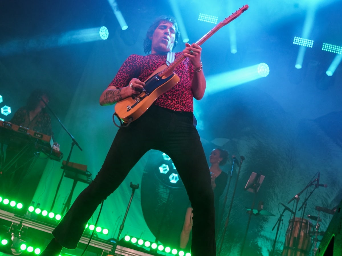 El guitarrista sabadellenc Oest de Franc, durant el concert. Autor: cedida. 