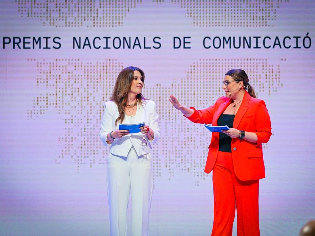 Laura Fa i Lorena Vázquez han presentat els Premis Nacionals de Comunicació. Autor: Jordi Bedmar. 