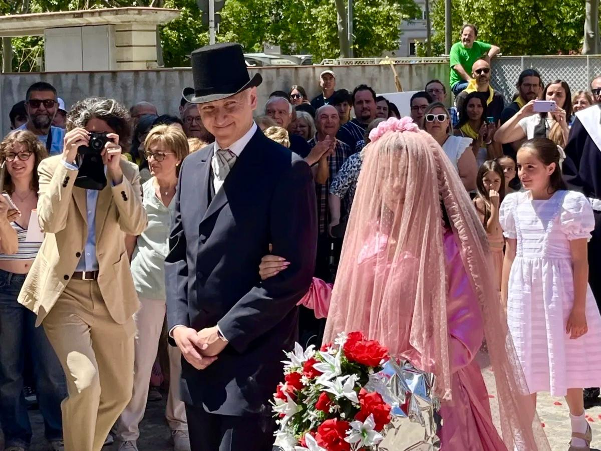 'Performance' del casament de Maty Mont i Agustí Prats. Autor: Jordi M.