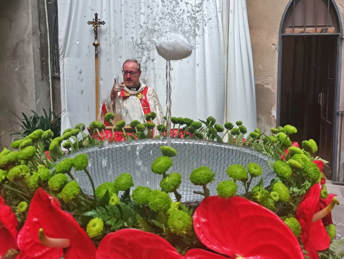 El rector de Sant Fèlix, aquest migdia. Autor: JR Costa-Jussà. 