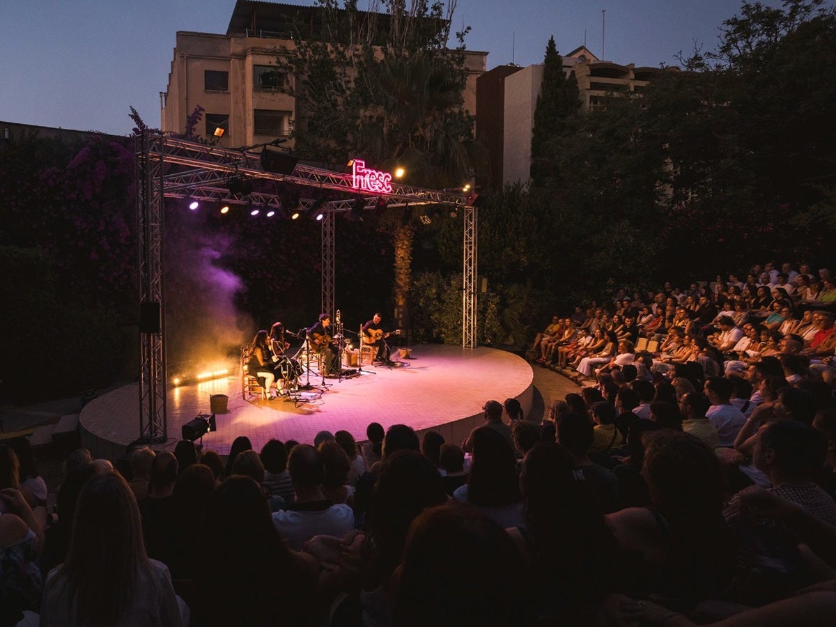 Un moment del concert d'Alfred García, al Fresc. Autora: B.Tiana / cedida.