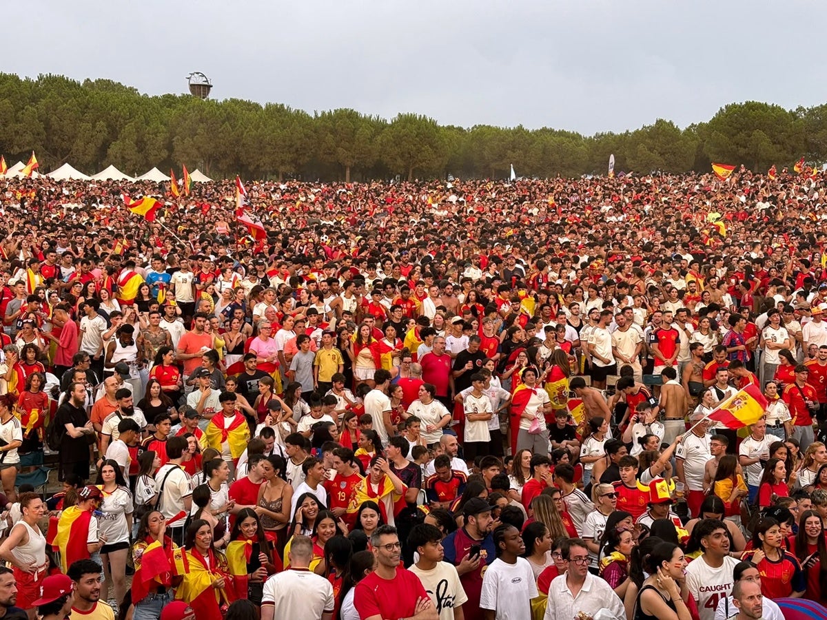 Milers de persones, a l'amfiteatre. Autor: J.d.A. 