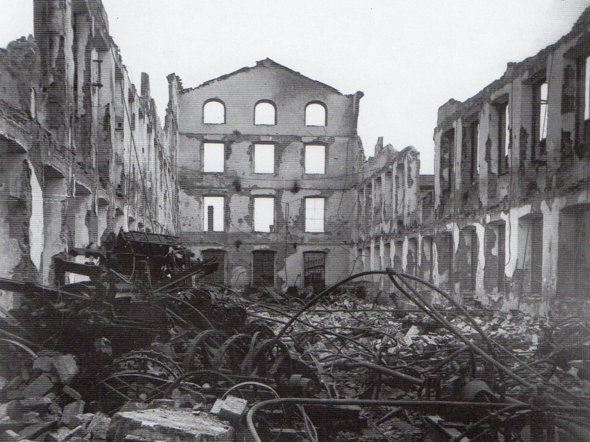 Vapor Pissit després de l'incendi (1910)