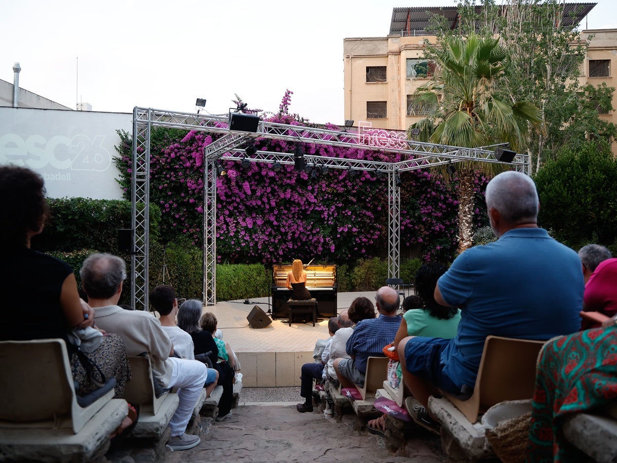 La pianista sabadellenca Laura Andrés, durant el concert al Fresc 2026. Autor: J.d.A.