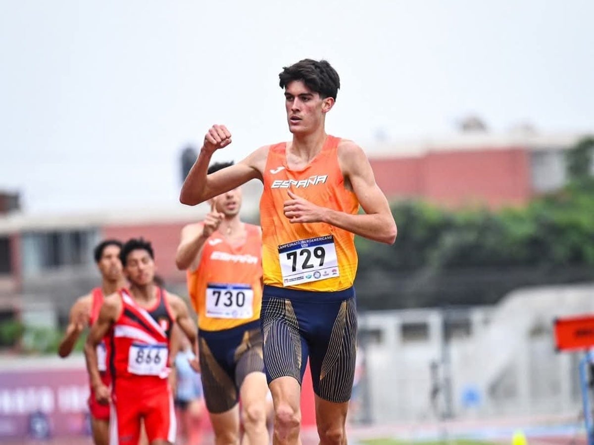 Pol Molins, creuant la meta a l'Iberoamericà, fa un mes. Asociación Iberoamericana de Atletismo