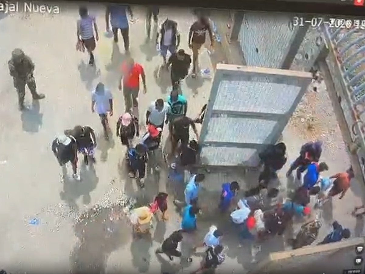 Sortida de Ceuta de grups de migrants, facilitades pel govern espanyol a l'ACN. Font: ACN. 