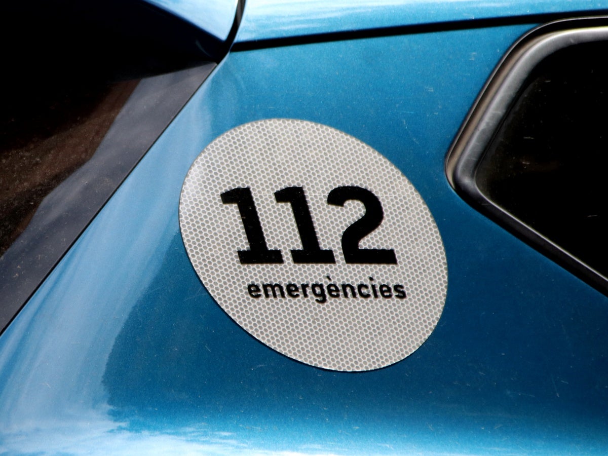 El 112, visible en un cotxe dels Mossos. Autor: ACN. 