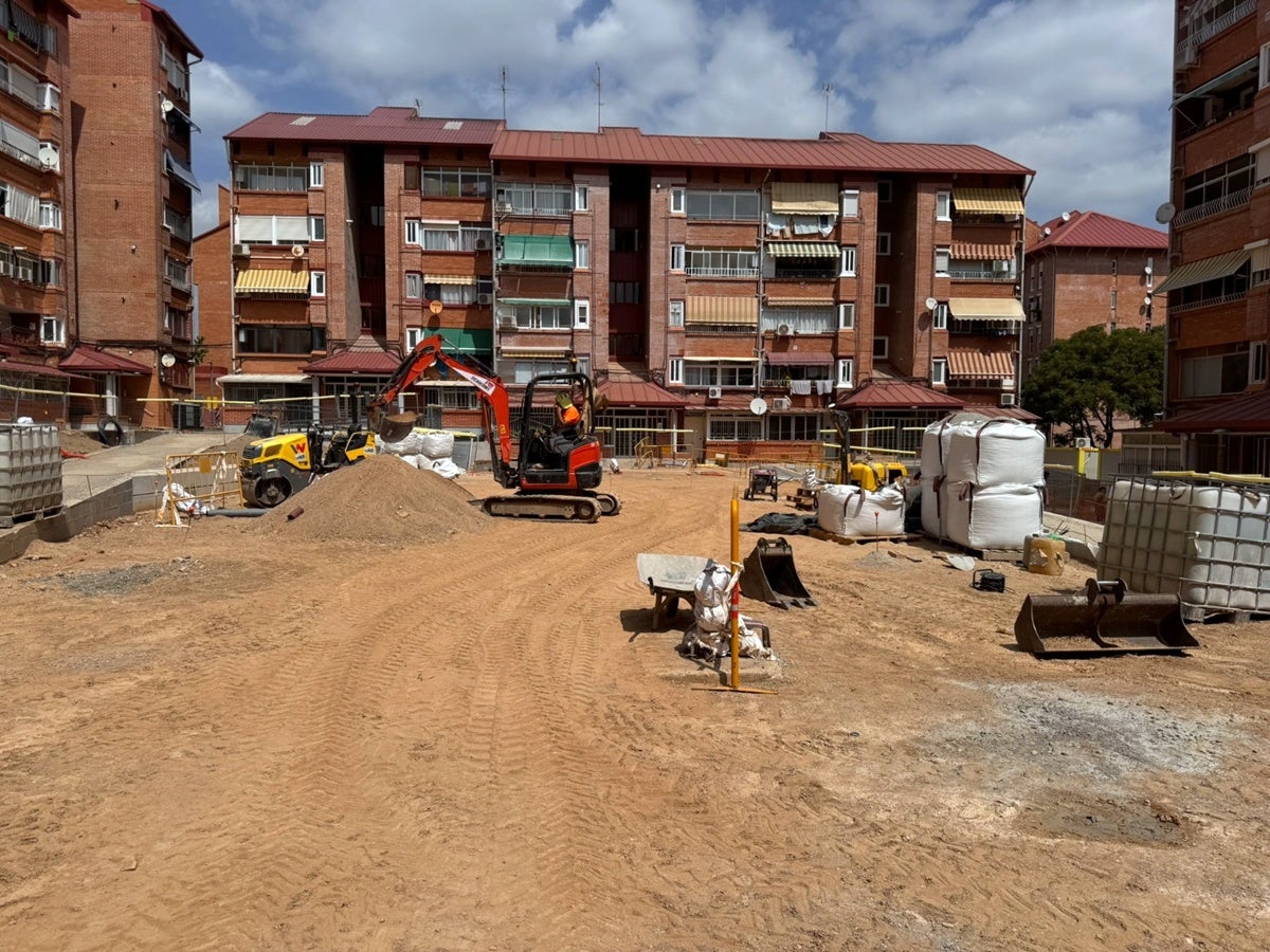 Obres a la plaça de les Acàcies. Autor: Ajuntament. 