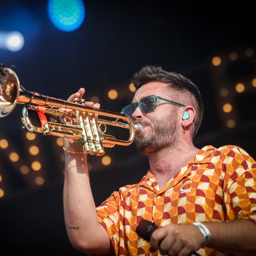 El trompetista de Doctor Prats, al Canet Rock. Autor: ACN.