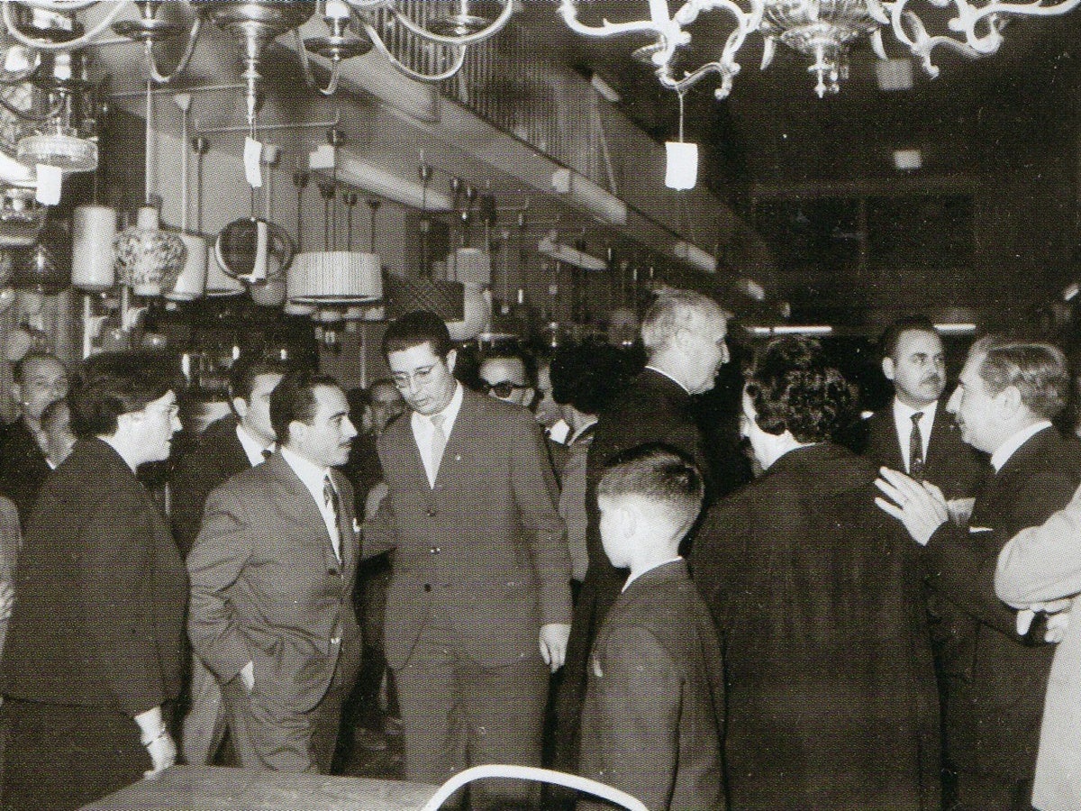 Inauguració de la botiga d'electrodomèstics Caliope del Passeig Manresa, l'any 1955. Foto d'autor desconegut / Fons Caliope - família Alberich via l'Abans.
