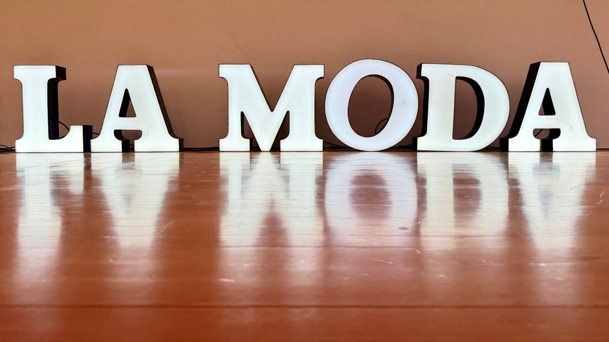 Cartell rescatat de La Moda a la futura exposició del Museu d'Art. Autor: ACN.