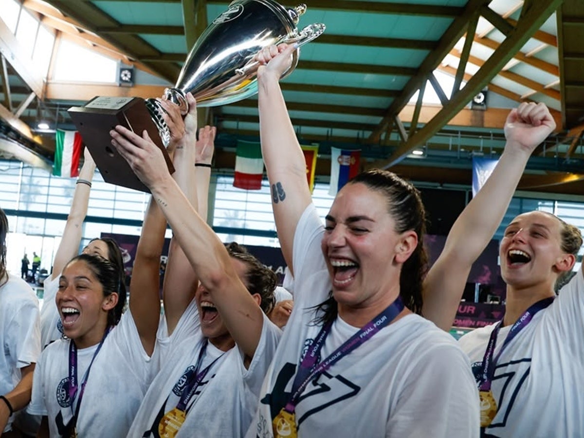 Maica Garcia amb la setena Copa d'Europa, guanyada a Barcelona l'any 2024. Autor: David Jiménez. 