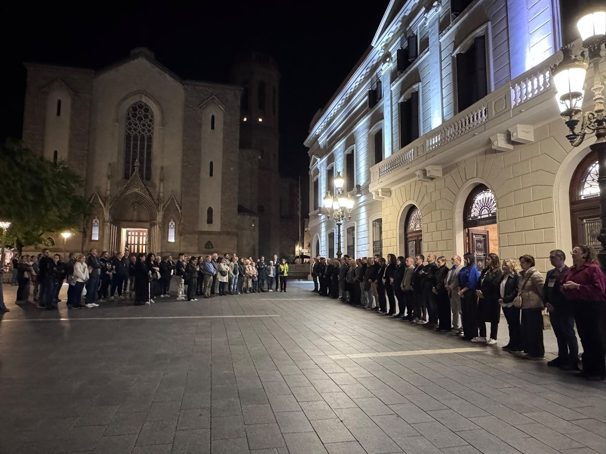 Minut de silenci, aquest vespre. Autor: Ajuntament. 